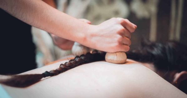 Massage aux Ballotins Thaï Duo
