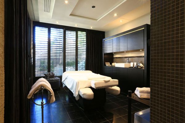 Massage aux pierres chaudes