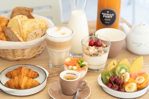 Petit déjeuner & Spa