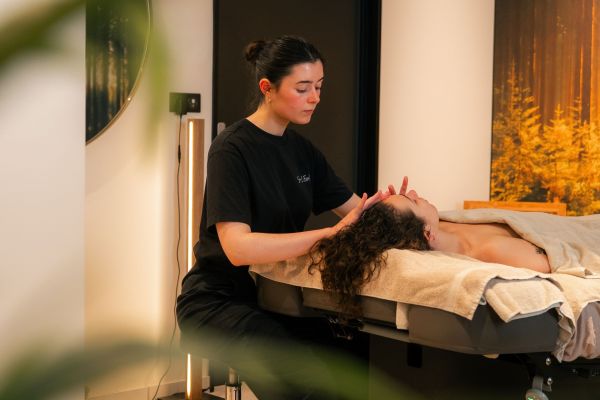 Massage corps & Soin visage — 120 min